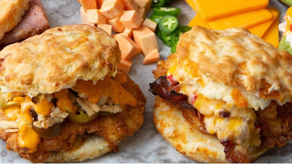 Rise Southern Biscuits & Righteous Chicken | 169 Grand Hill Pl, Holly Springs, NC 27540, USA | Phone: (919) 586-7343