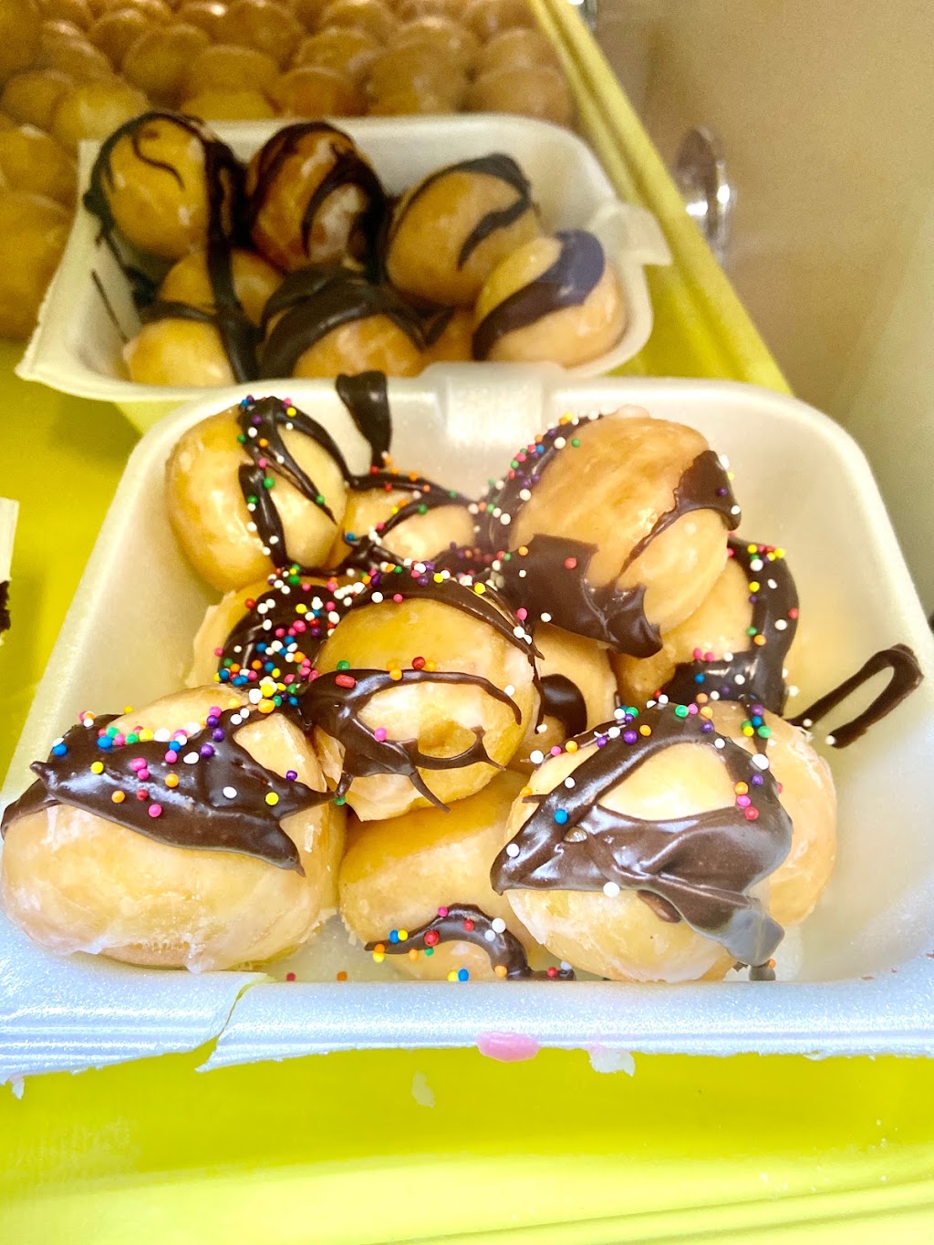 Hilliard Donuts & Kolaches | 551856 US-1 Ste 106, Hilliard, FL 32046, USA | Phone: (904) 675-9169