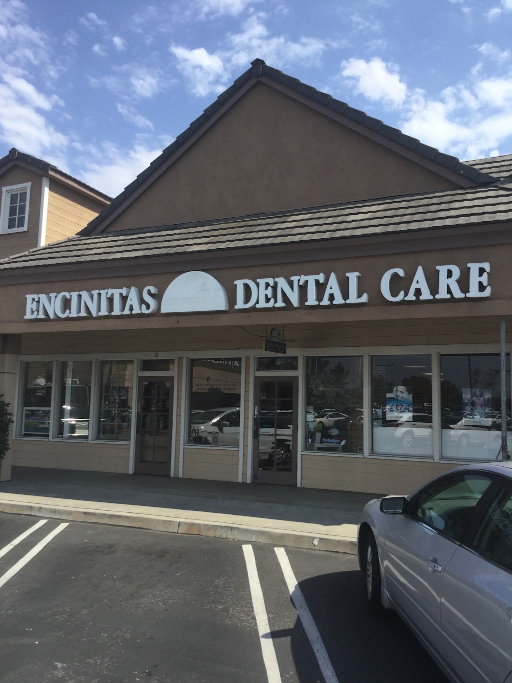 Encinitas Dental Care - Gary Braunstein DDS | 2020 Cassia Rd, Carlsbad, CA 92009, USA | Phone: (760) 203-5030