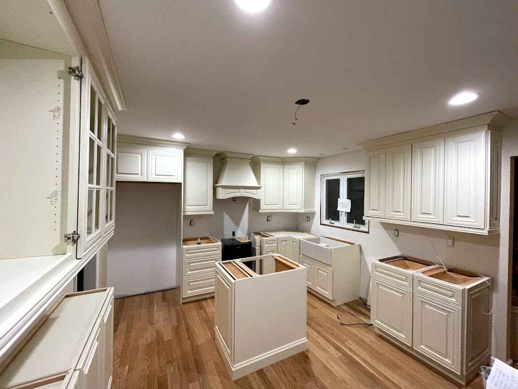 Castle Kitchen and Bath Cabinets | 1402 Castle Hill Ave, Bronx, NY 10462, USA | Phone: (718) 409-1935