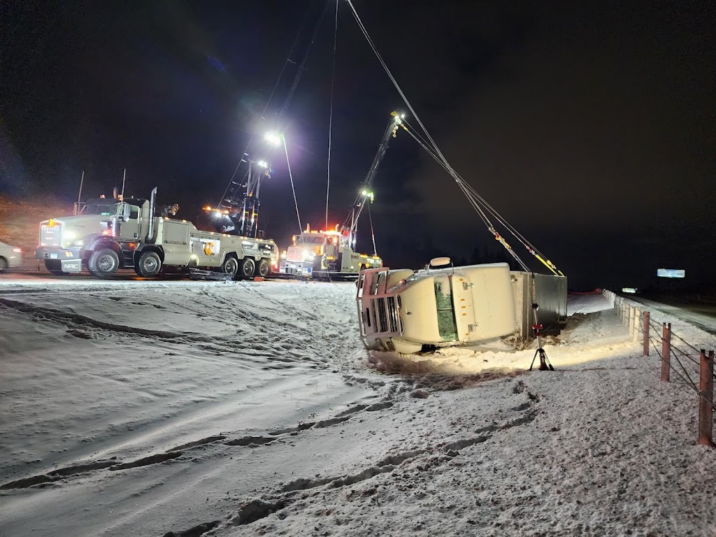 Deans Towing | 3105 Industrial Dr, Faribault, MN 55021, USA | Phone: (507) 209-2222