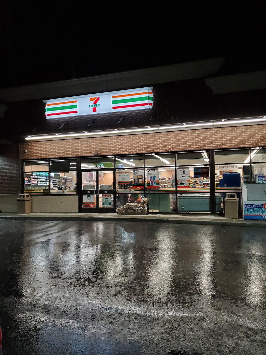 7-Eleven | 400 E Jericho Turnpike, Mineola, NY 11501, USA | Phone: (516) 667-6892