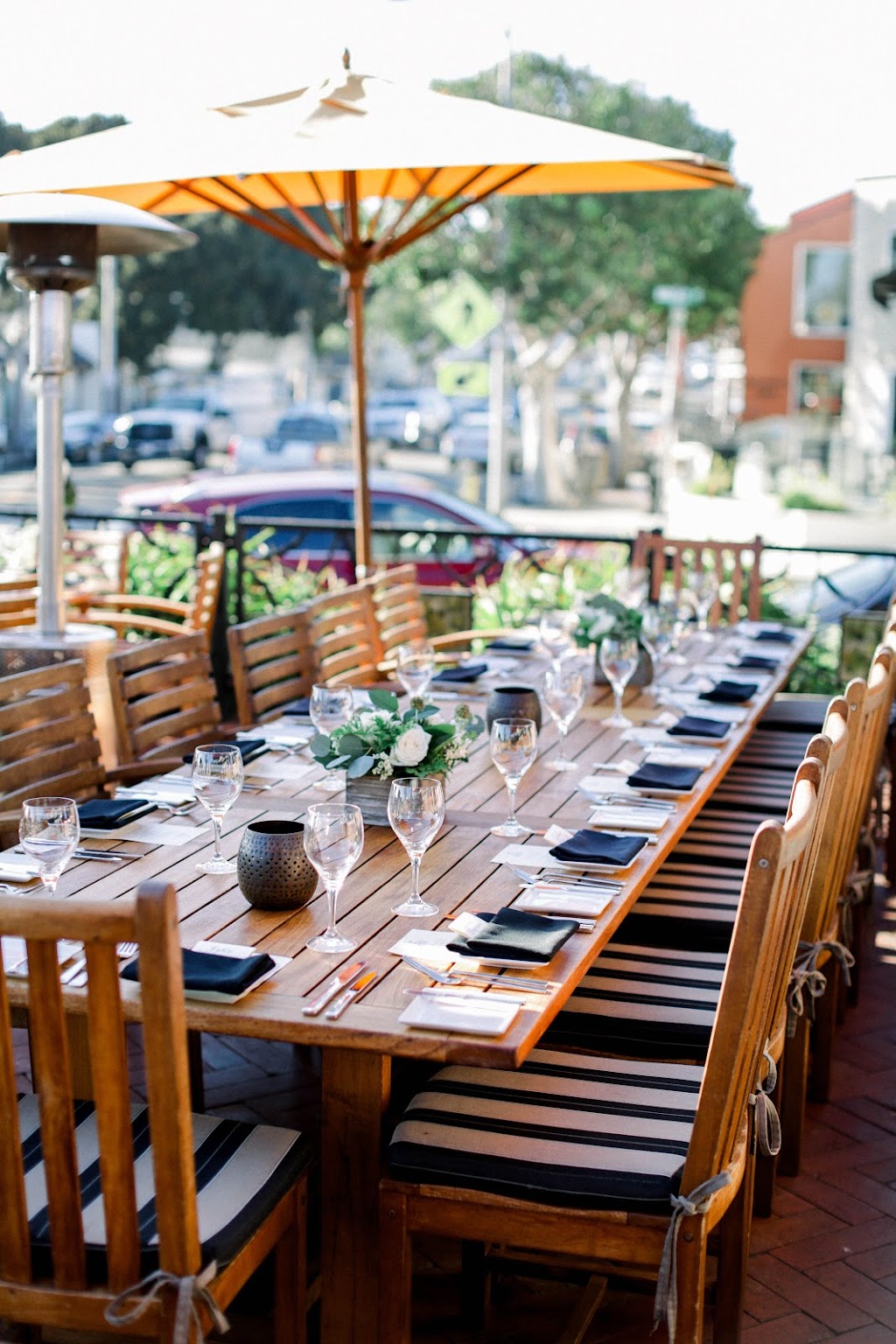 Sapphire | 1200 S Coast Hwy Suite 101, Laguna Beach, CA 92651, USA | Phone: (949) 715-9888