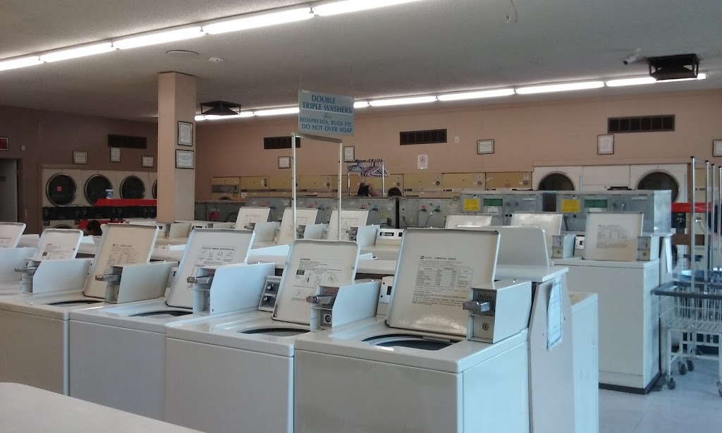 iLaundry Laundromat & Dry Cleaners | 4714 W Olive Ave, Glendale, AZ 85302, USA | Phone: (602) 361-3374