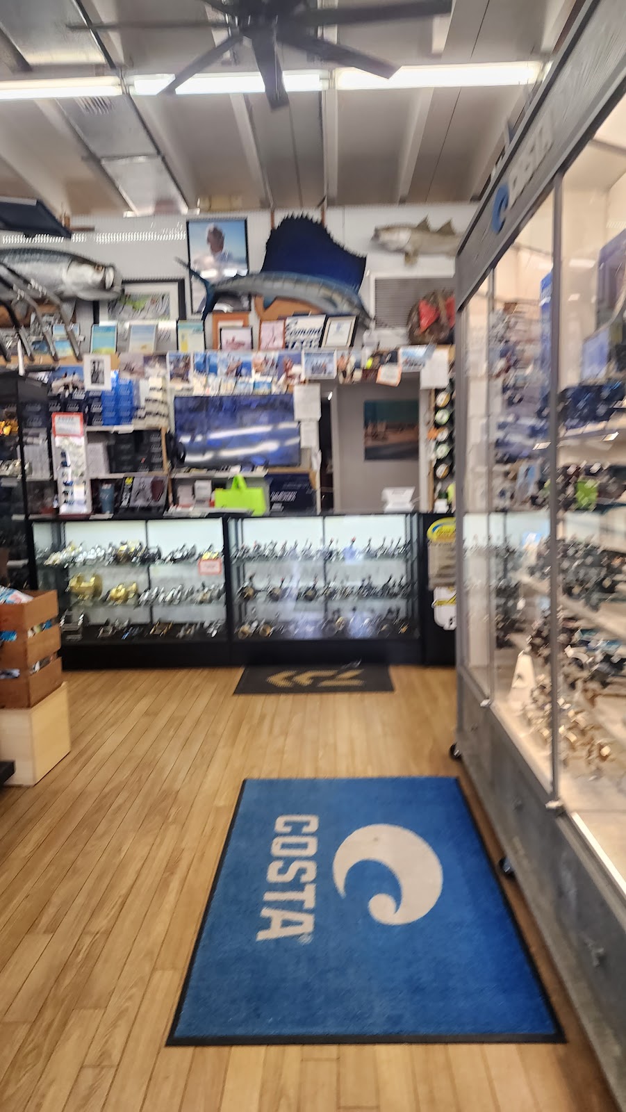 Economy Tackle/Dolphin Paddlesports | 6018 S Tamiami Trail, Sarasota, FL 34231, USA | Phone: (941) 922-9671