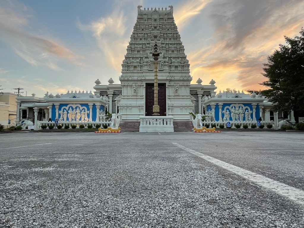 The Hindu Temple of St. Louis | 725 Weidman Rd, Manchester, MO 63011, USA | Phone: (636) 230-3300