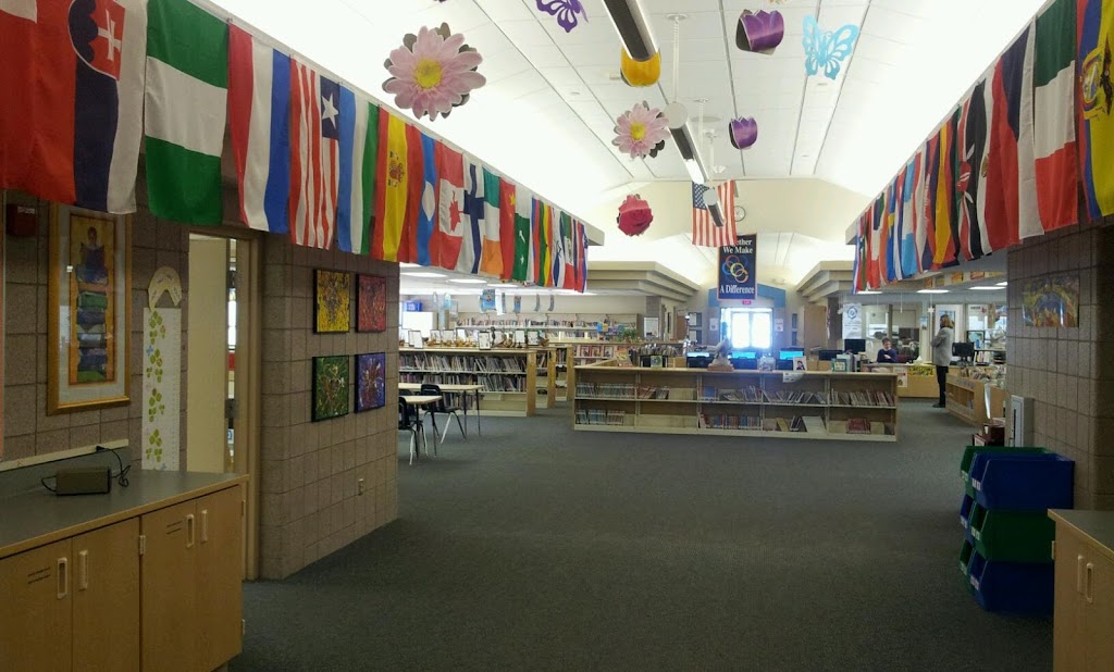 Woodland Elementary School | 4501 Oak Grove Pkwy, Brooklyn Park, MN 55443 | Phone: (763) 315-6400