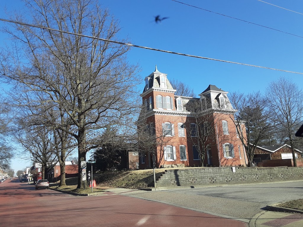 Lebanon Public Library | 314 W St Louis St, Lebanon, IL 62254 | Phone: (618) 537-4504