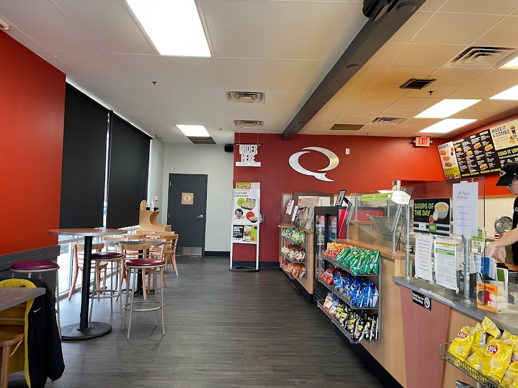 Quiznos | 1053 Century Dr, Edwardsville, IL 62025, USA | Phone: (618) 692-9256