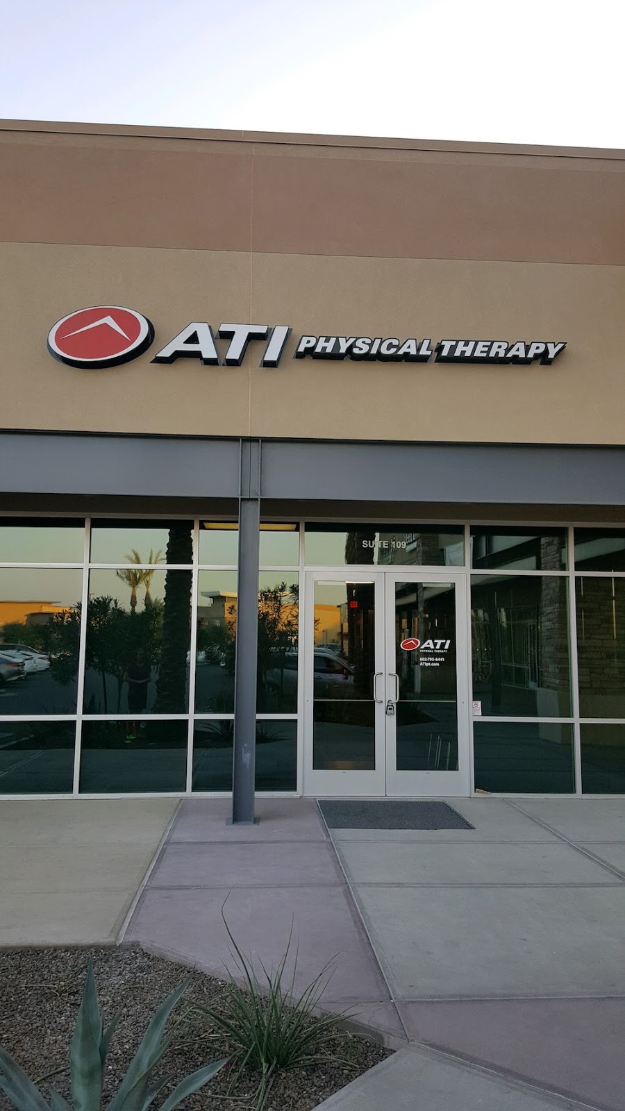 ATI Physical Therapy - Gilbert | 3131 S Market St Ste 109, Gilbert, AZ 85295 | Phone: (602) 795-8441