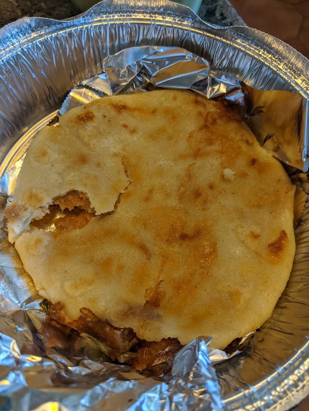 El Rey Salvadoreño restaurant | 192 N Highland Ave, Ossining, NY 10562, USA | Phone: (914) 373-2303