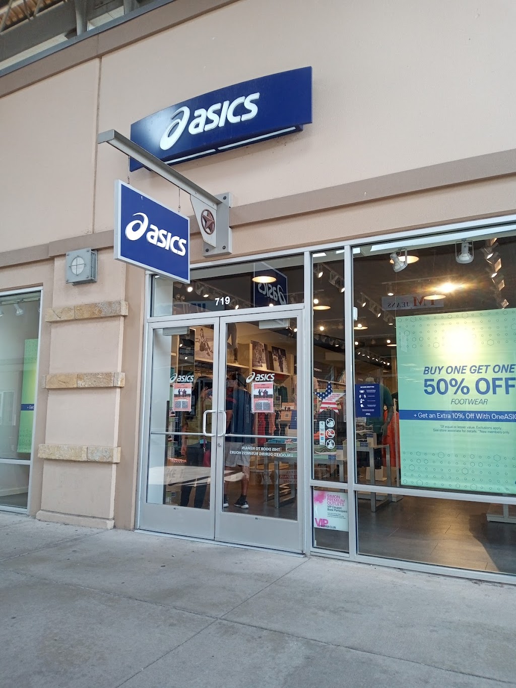 ASICS Outlet | 4401 N Interstate Hwy 35 #719, Round Rock, TX 78664, USA | Phone: (512) 863-4797