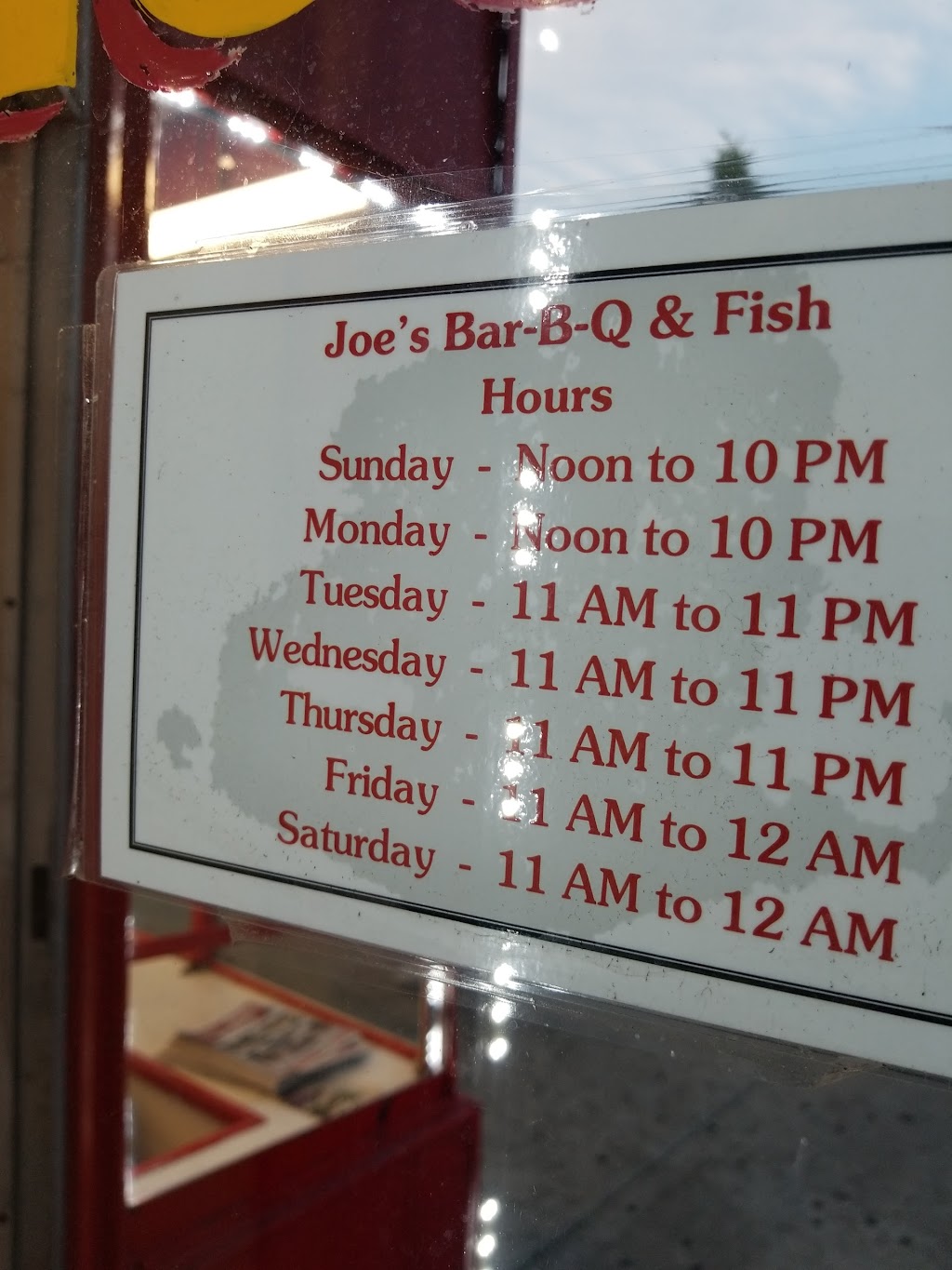 Joes Barbeque & Fish | 4900 W Madison St, Chicago, IL 60644, USA | Phone: (773) 626-5910