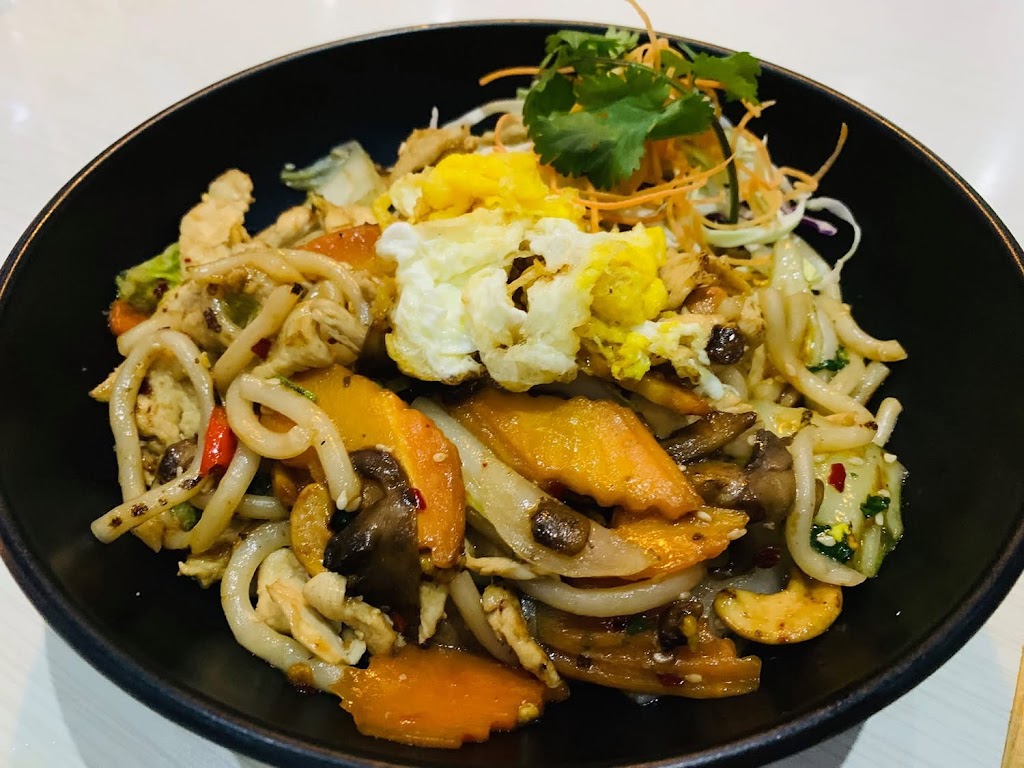 Thai Noodle Wave Carrollton | 2528 Old Denton Rd Suite 330, Carrollton, TX 75006, USA | Phone: (972) 695-6684