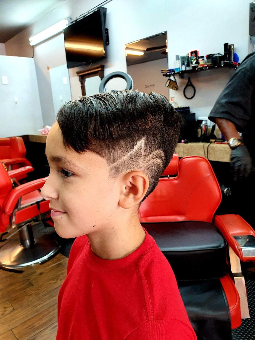 FlipTha Barber | 1610 E Bell Rd Suite 104b, Phoenix, AZ 85022, USA | Phone: (812) 602-8121