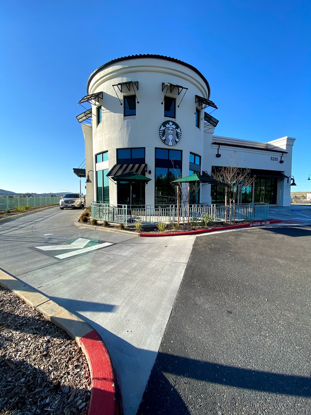 Starbucks | 8200 Saratoga Way, El Dorado Hills, CA 95762, USA | Phone: (916) 666-6092