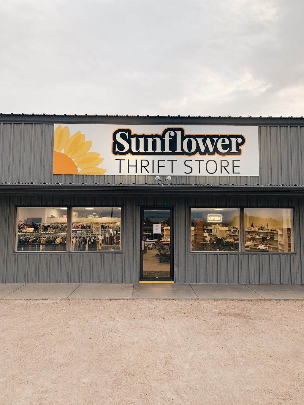 Sunflower Thrift Store | 6407 W Morgan Ave, Hutchinson, KS 67501, USA | Phone: (620) 665-6085