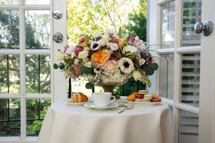 French Florist - Orange County | 1741 Newport Blvd, Costa Mesa, CA 92627, United States | Phone: (949) 535-3088