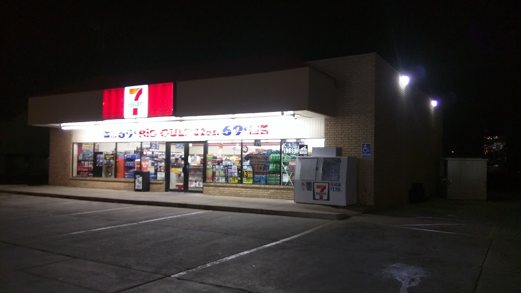 7-Eleven | 5100 N MacArthur Blvd, Warr Acres, OK 73122 | Phone: (405) 787-5923