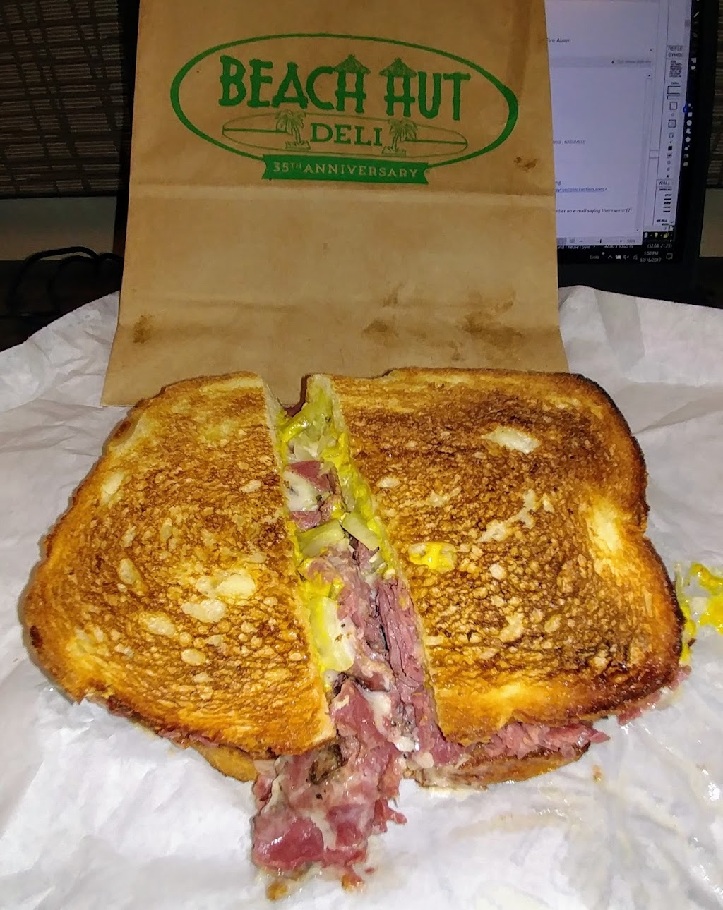 Beach Hut Deli | 241 Blue Ravine Rd, Folsom, CA 95630, USA | Phone: (916) 983-0900