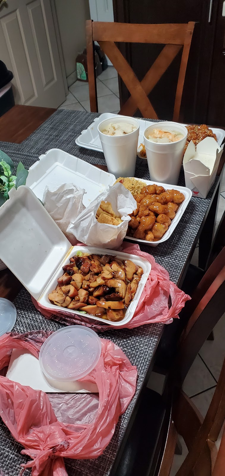 Canton Wong | 7050 S Central Ave, Phoenix, AZ 85042, USA | Phone: (602) 276-5486