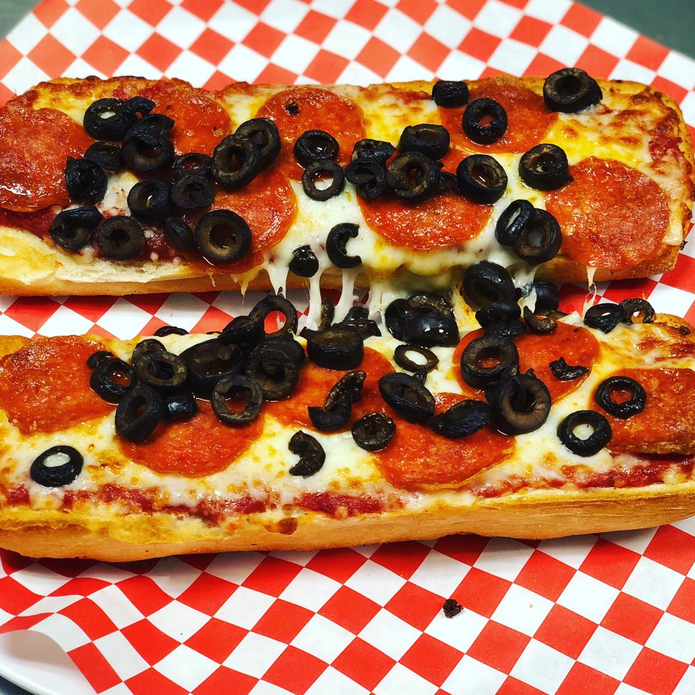 Lamppost Pizza | 21480 Yorba Linda Blvd D, Yorba Linda, CA 92887, USA | Phone: (714) 693-9190