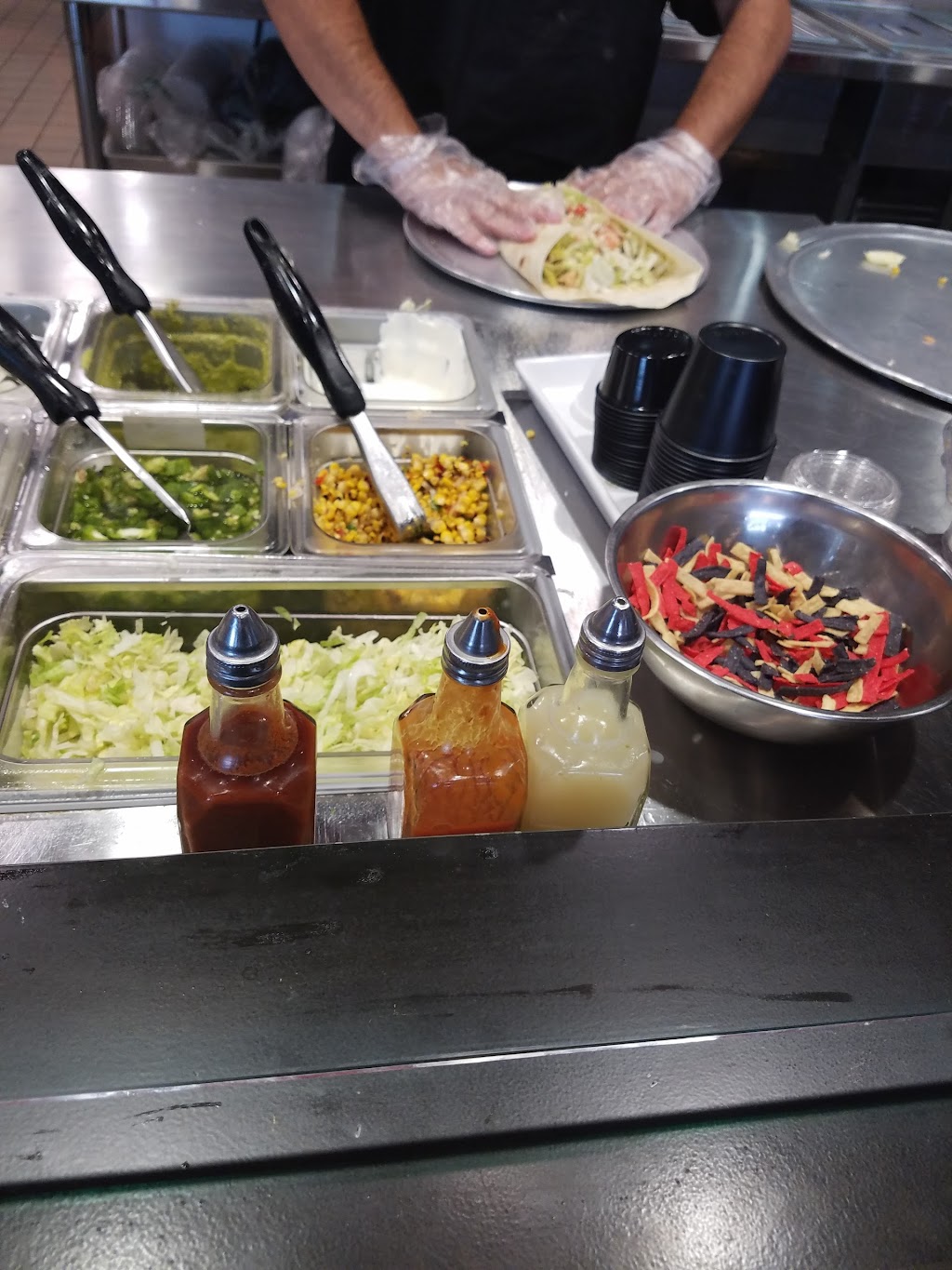 Freebirds World Burrito | 6225 N Josey Ln #124, Lewisville, TX 75056 | Phone: (214) 469-1449