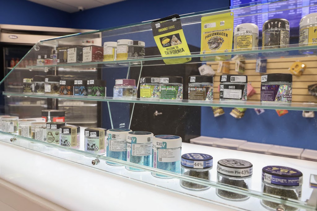 Medallion Wellness: Atwater Dispensary | 341 Business Park Way, Atwater, CA 95301, USA | Phone: (209) 635-5983