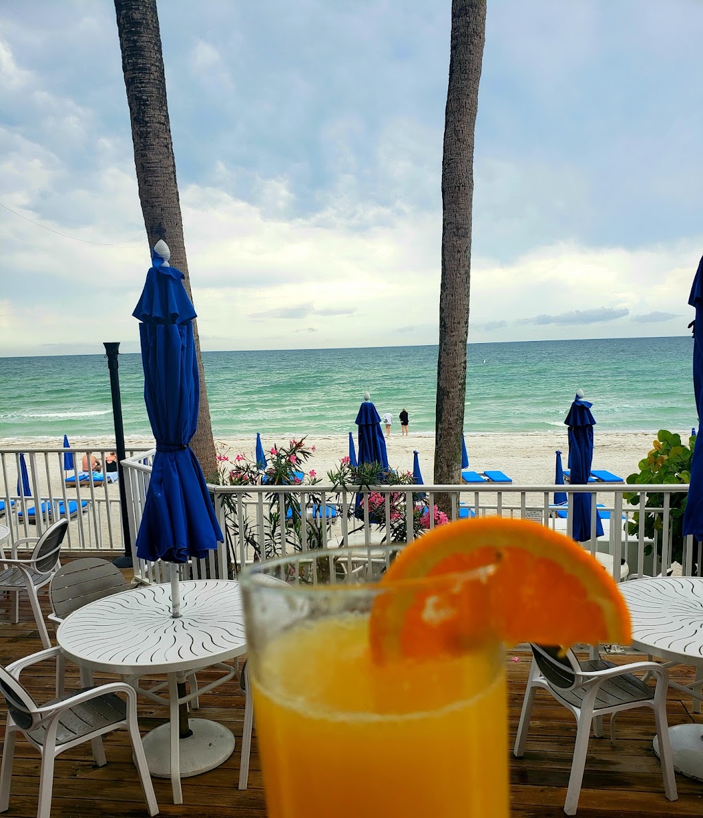 Mangos Restaurant & Tiki Bar | 17120 Gulf Blvd, North Redington Beach, FL 33708, USA | Phone: (727) 369-7180