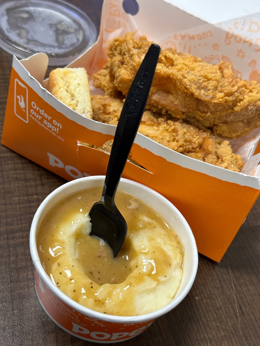 Popeyes Louisiana Kitchen | 169 Levittown Pkwy, Levittown, PA 19055, USA | Phone: (215) 269-1266