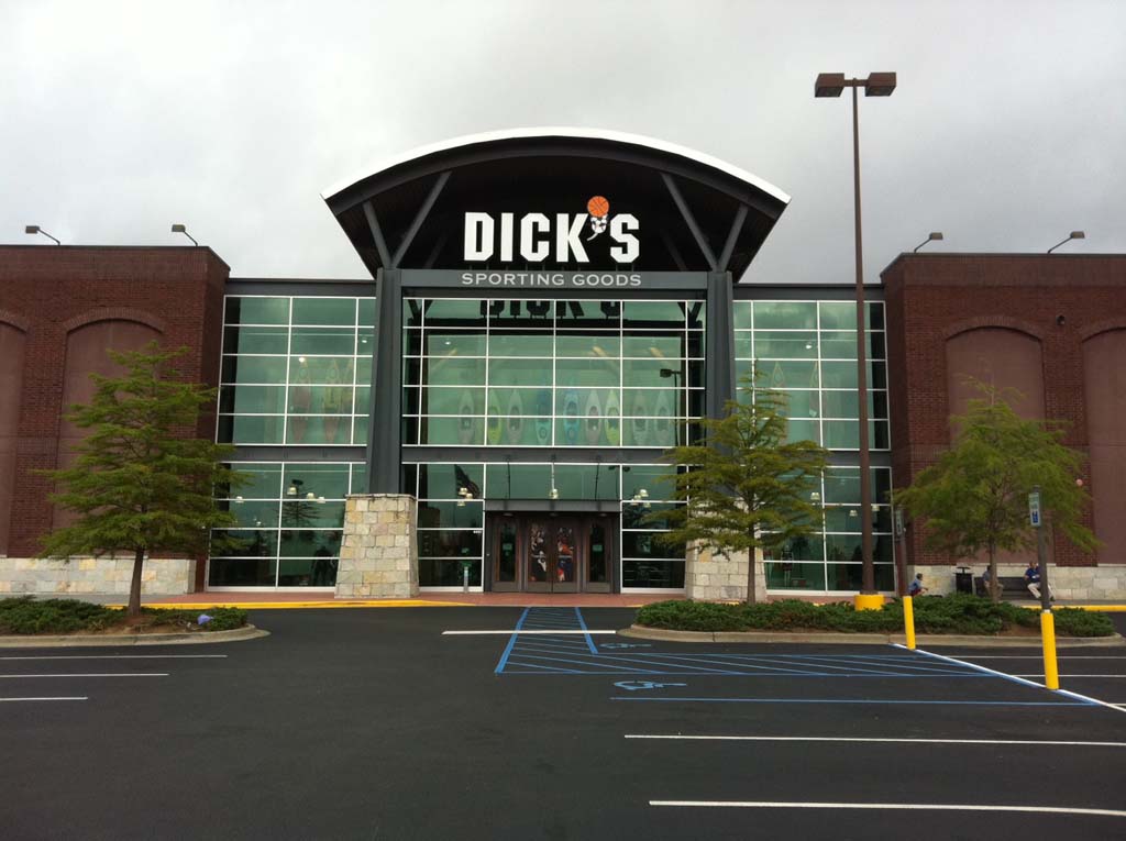 DICKS Sporting Goods | 4401 Creekside Ave, Hoover, AL 35244, USA | Phone: (205) 909-1400