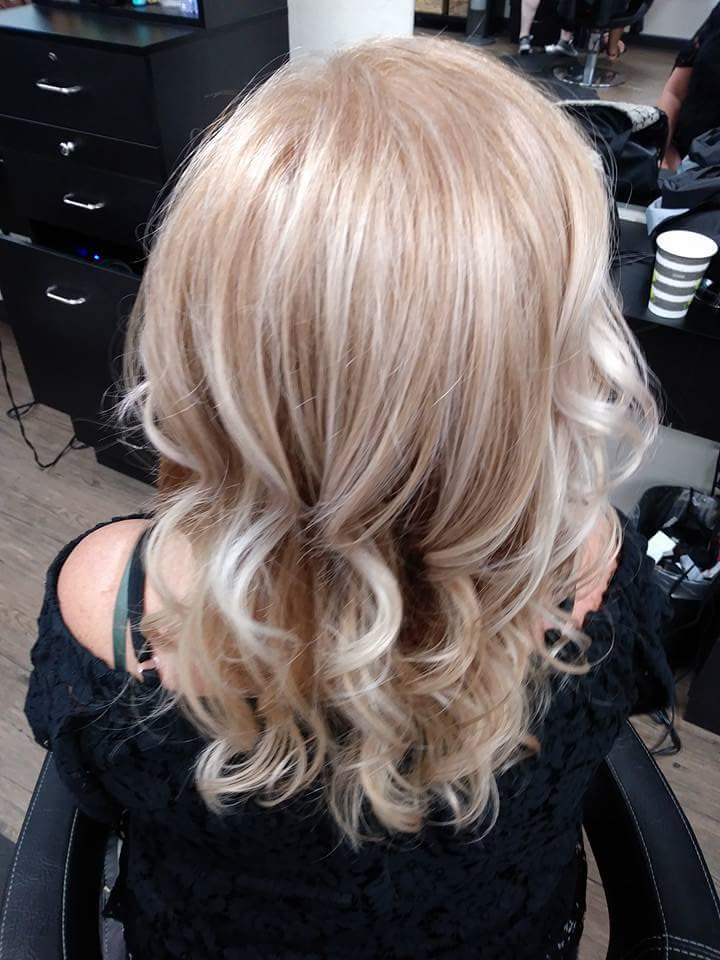 Smitten Salon | 9245 E Guadalupe Rd, Mesa, AZ 85212, USA | Phone: (480) 447-5632