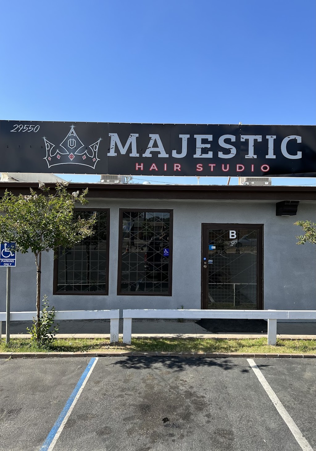 Majestic Hair Studio | 29550 Nuevo Rd suite b, Nuevo, CA 92567, USA | Phone: (951) 878-7147