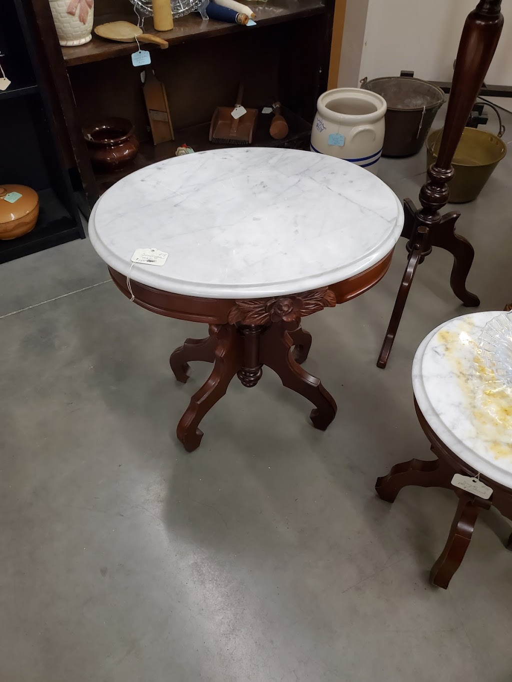 Rockbridge Trading Post, LLC | 26790 US-33, Rockbridge, OH 43149, USA | Phone: (740) 385-7800