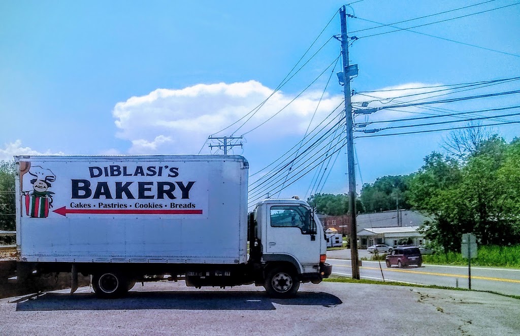 DiBlasis Bakery | 12375 Kinsman Rd bldg l, Newbury Township, OH 44065, USA | Phone: (440) 739-4146