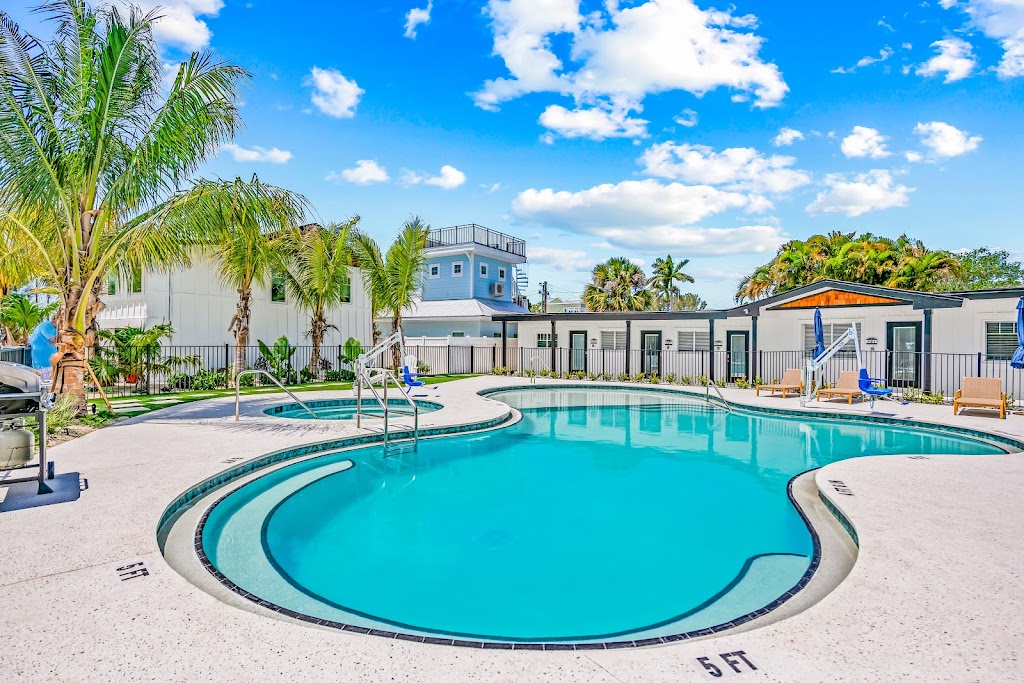 Anna Maria Island Inn | 2200 Gulf Dr N, Bradenton Beach, FL 34217, USA | Phone: (941) 778-3053