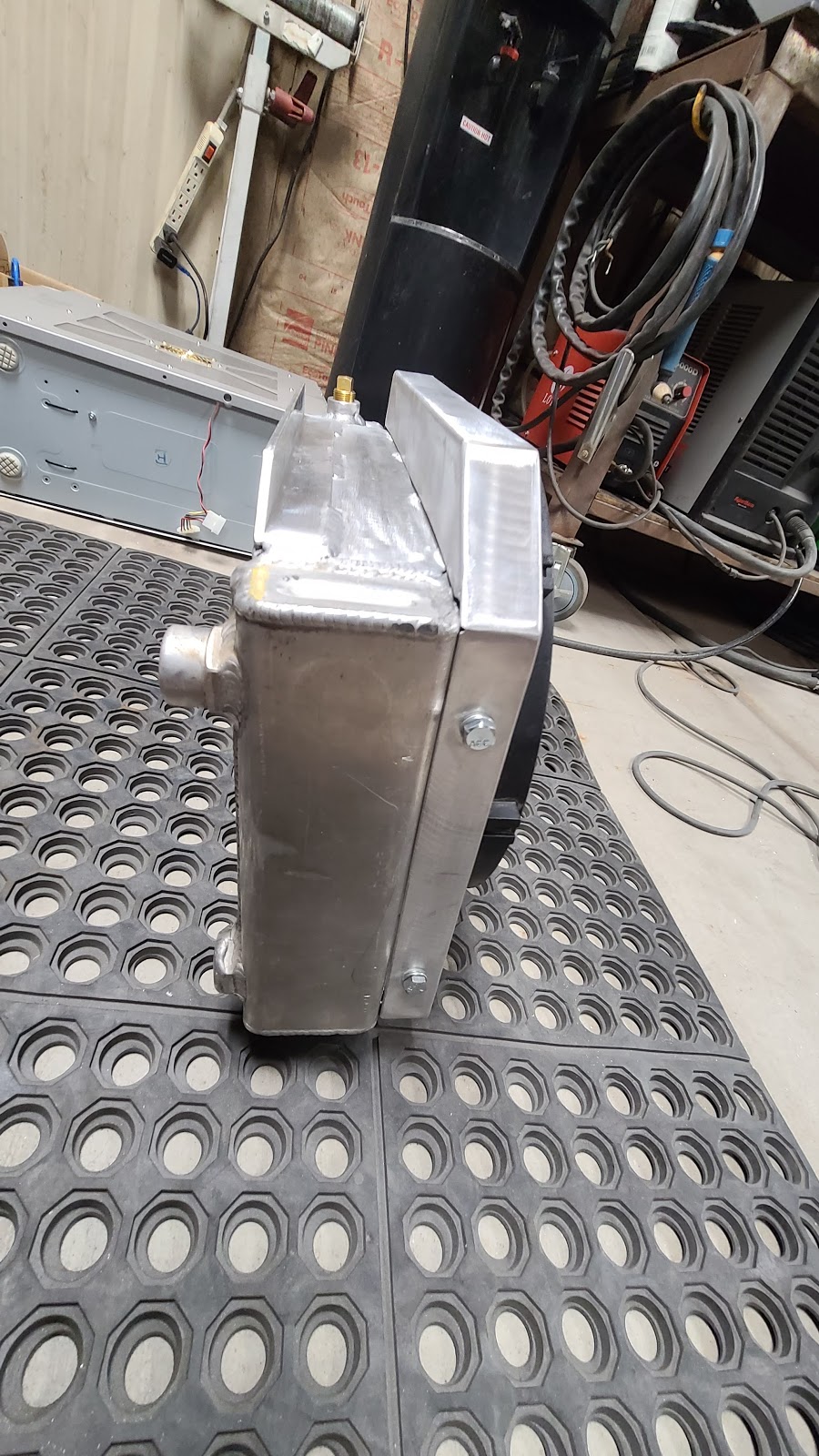 Faris Fabrications and Repair | 25726 S 193rd St #8383, Queen Creek, AZ 85142, USA | Phone: (480) 332-1527