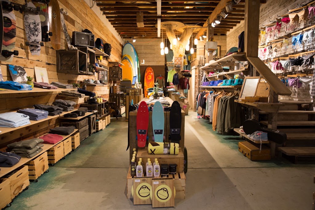 Poseidon Paddle & Surf | 1654 Ocean Ave, Santa Monica, CA 90401, USA | Phone: (310) 694-8428