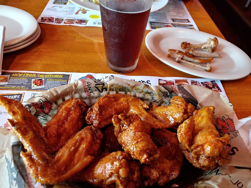 Roosters | 120 Crossing Dr, Washington Court House, OH 43160, USA | Phone: (740) 620-9743