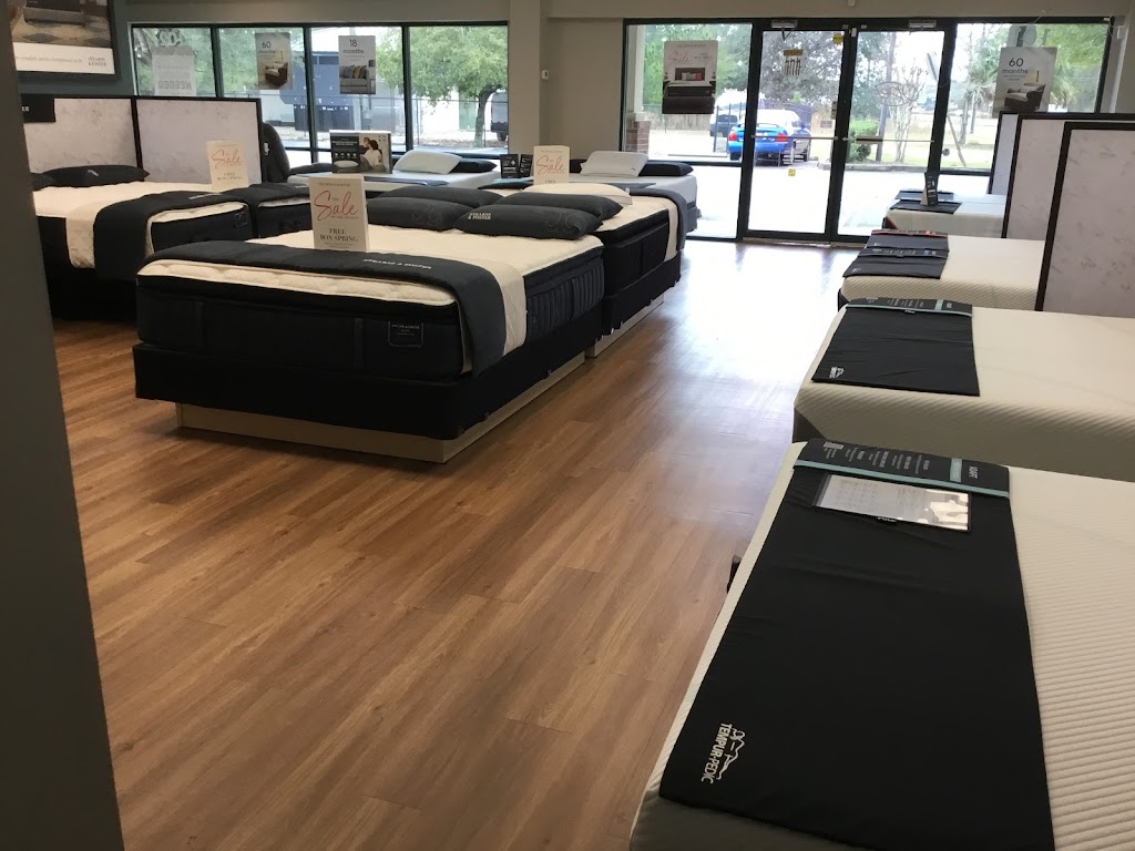 Please Contact Mattress Fit Flagship store | 124 Capulet Dr #104, St. Augustine, FL 32092, USA | Phone: (904) 683-0643