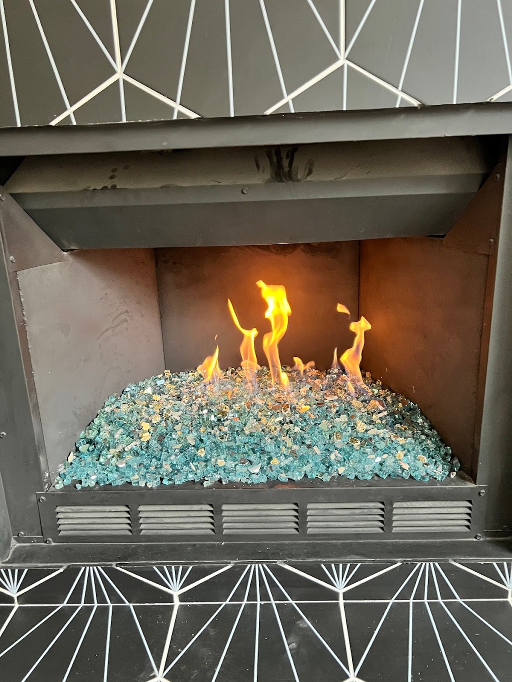 Diamond Fire Glass | 32421 Calle Perfecto, San Juan Capistrano, CA 92675, USA | Phone: (949) 369-9171