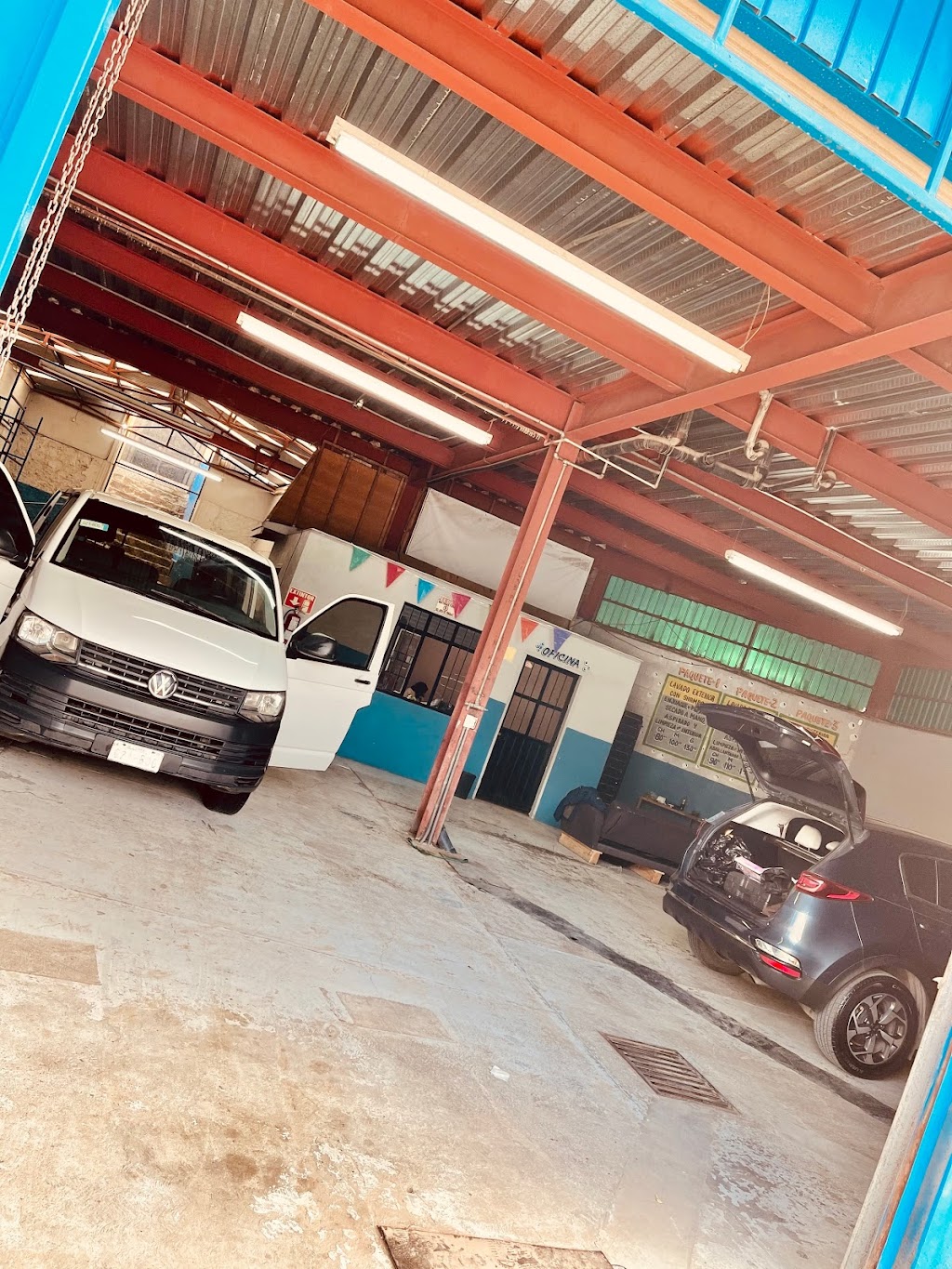 CarWash Bros | Emiliano Zapata 10410, 22706 Amp Ejido Plan Libertador, B.C., Mexico | Phone: 661 104 5478