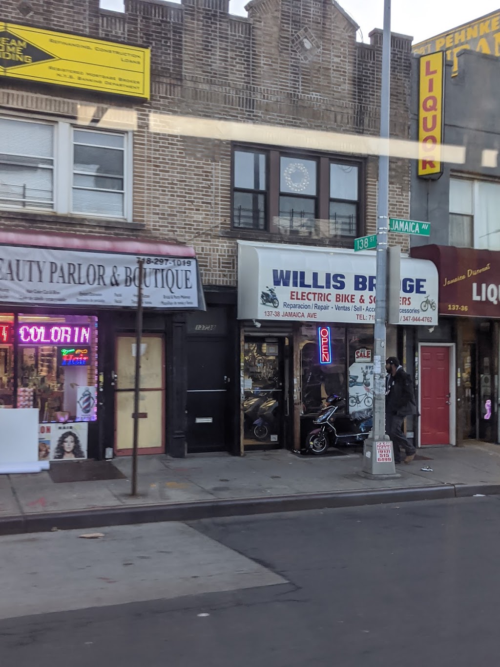 Willis Bridge | 137-38 Jamaica Ave, Jamaica, NY 11435, USA | Phone: (347) 944-4762