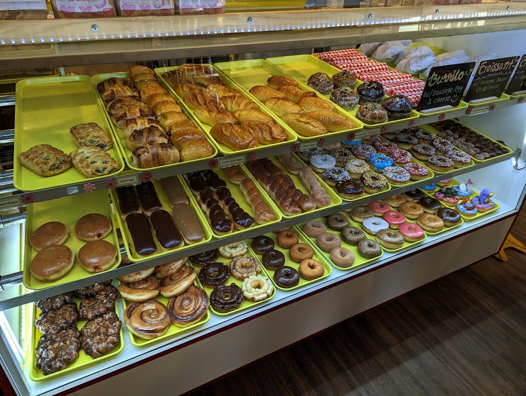 Daily Donuts | 105 W Obuch St, Valley View, TX 76272, USA | Phone: (940) 726-6000