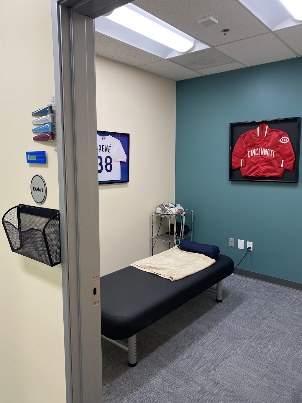 Stine Chiropractic | 14466 Main St #102, Hesperia, CA 92345, USA | Phone: (760) 646-8526