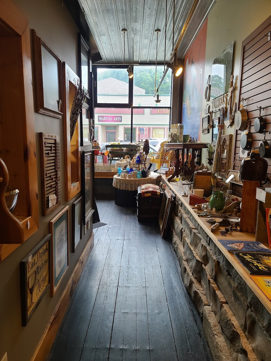 136 Vintage | 115 N Washington St, St Croix Falls, WI 54024, USA | Phone: (715) 483-0030