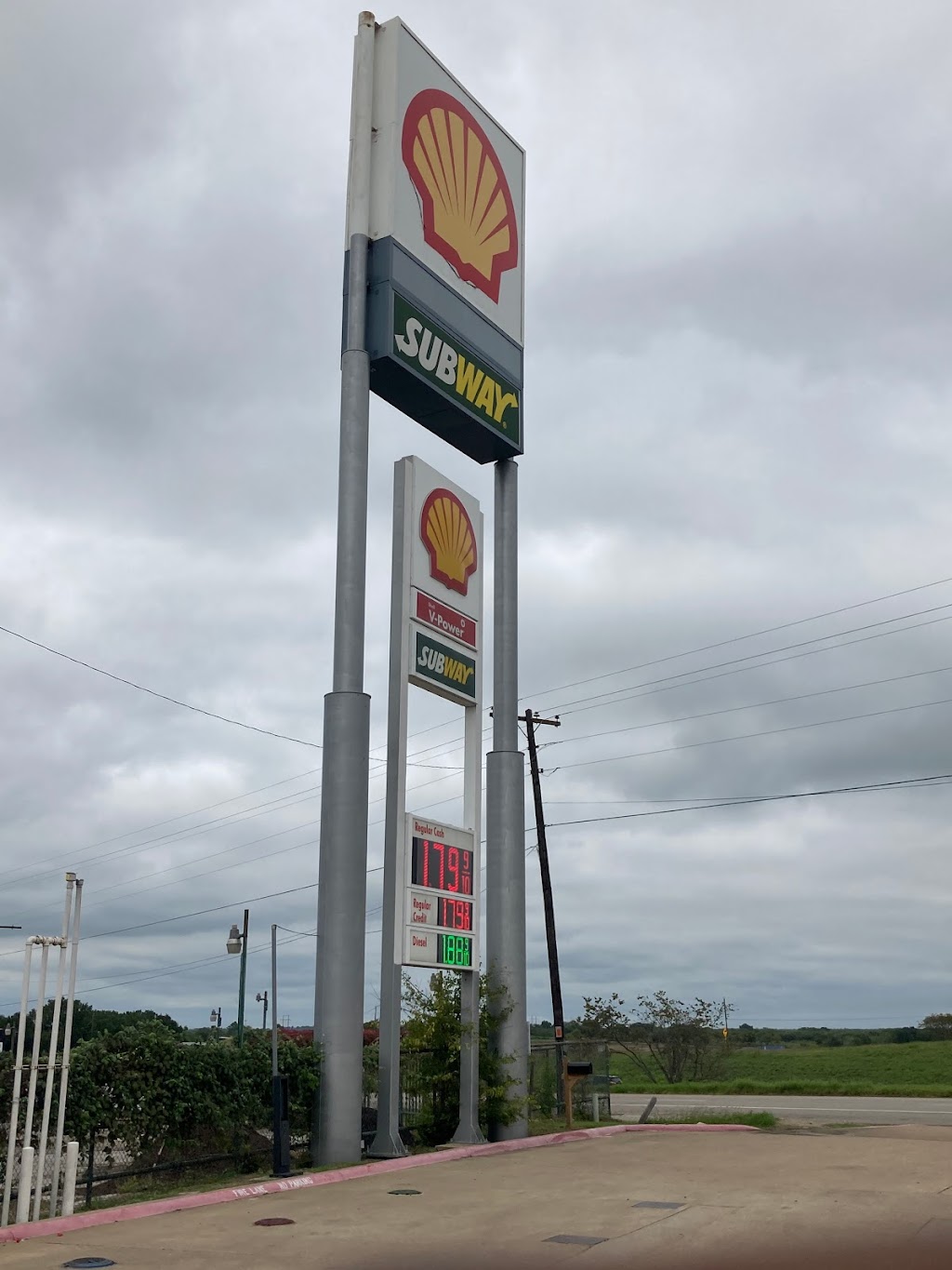 Shell | 3203 N Fwy Service Rd I-45, Ennis, TX 75119, USA | Phone: (469) 256-4068