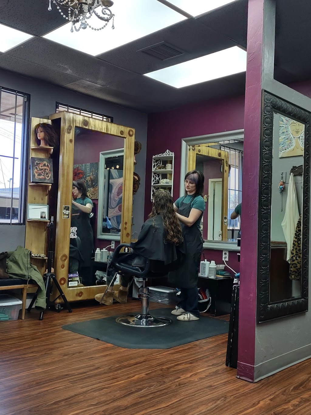 Velvet Monkey Salon Too | 3003 NW 63rd St, Oklahoma City, OK 73116, USA | Phone: (405) 879-1002