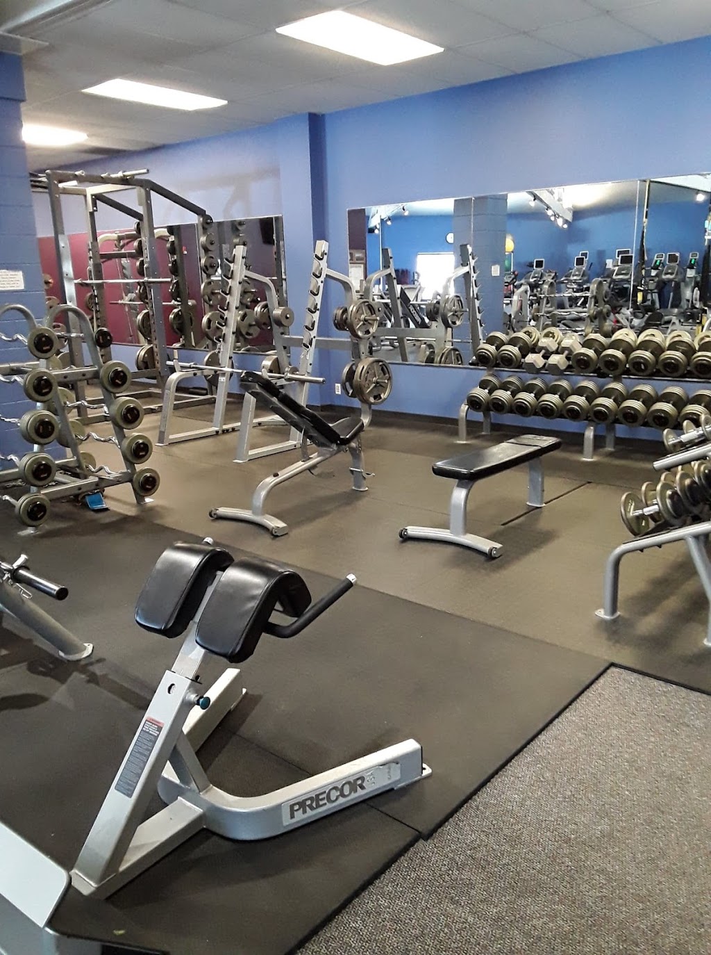 Pleasant Valley Tennis and Fitness Club | 2754 Pleasant Valley Rd, Jackson, WI 53037, USA | Phone: (262) 677-3681