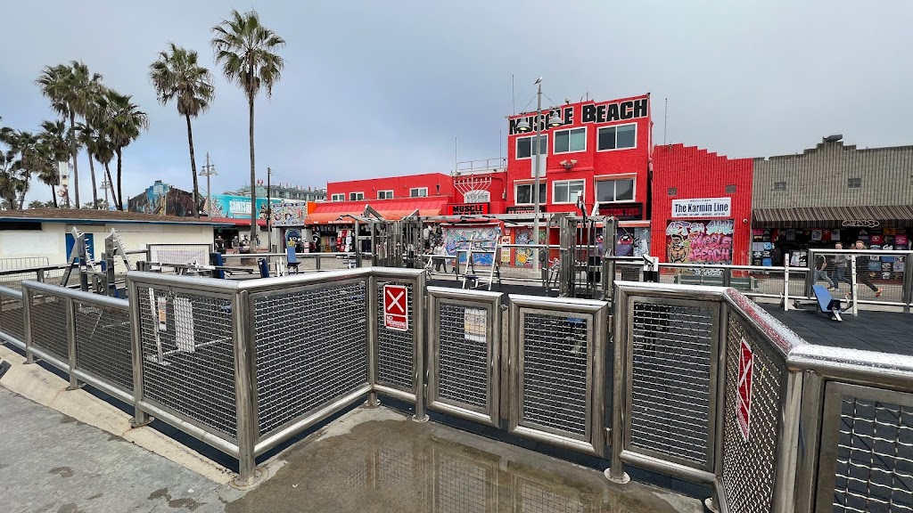 Muscle Beach Venice Gym | 1817 Ocean Front Walk, Venice, CA 90291, USA | Phone: (310) 396-6764